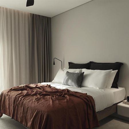 Magma Resort Santorini, In The Unbound Collection By Hyatt Vourvoulos Bagian luar foto