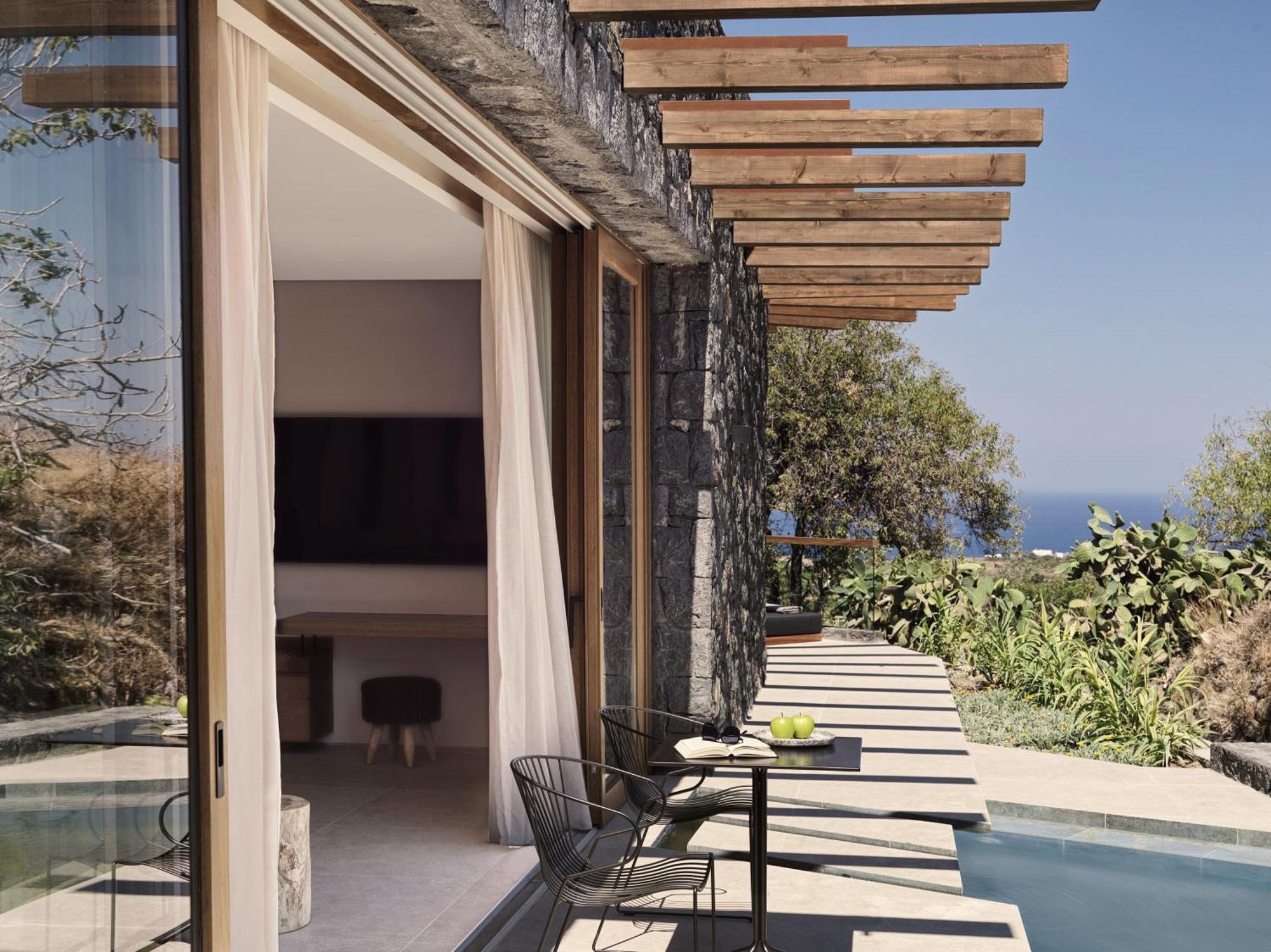 Magma Resort Santorini, In The Unbound Collection By Hyatt Vourvoulos Bagian luar foto