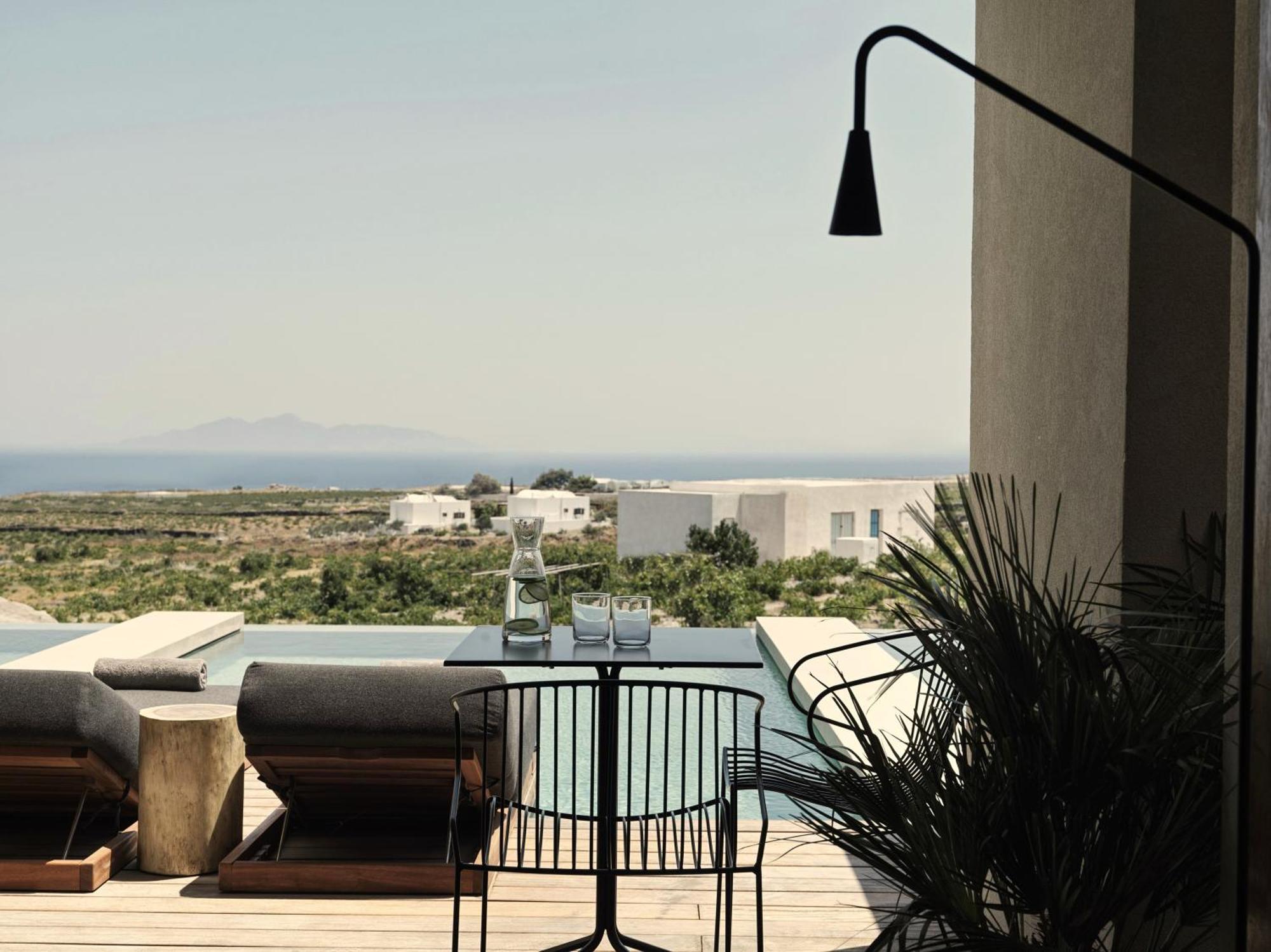 Magma Resort Santorini, In The Unbound Collection By Hyatt Vourvoulos Ruang foto