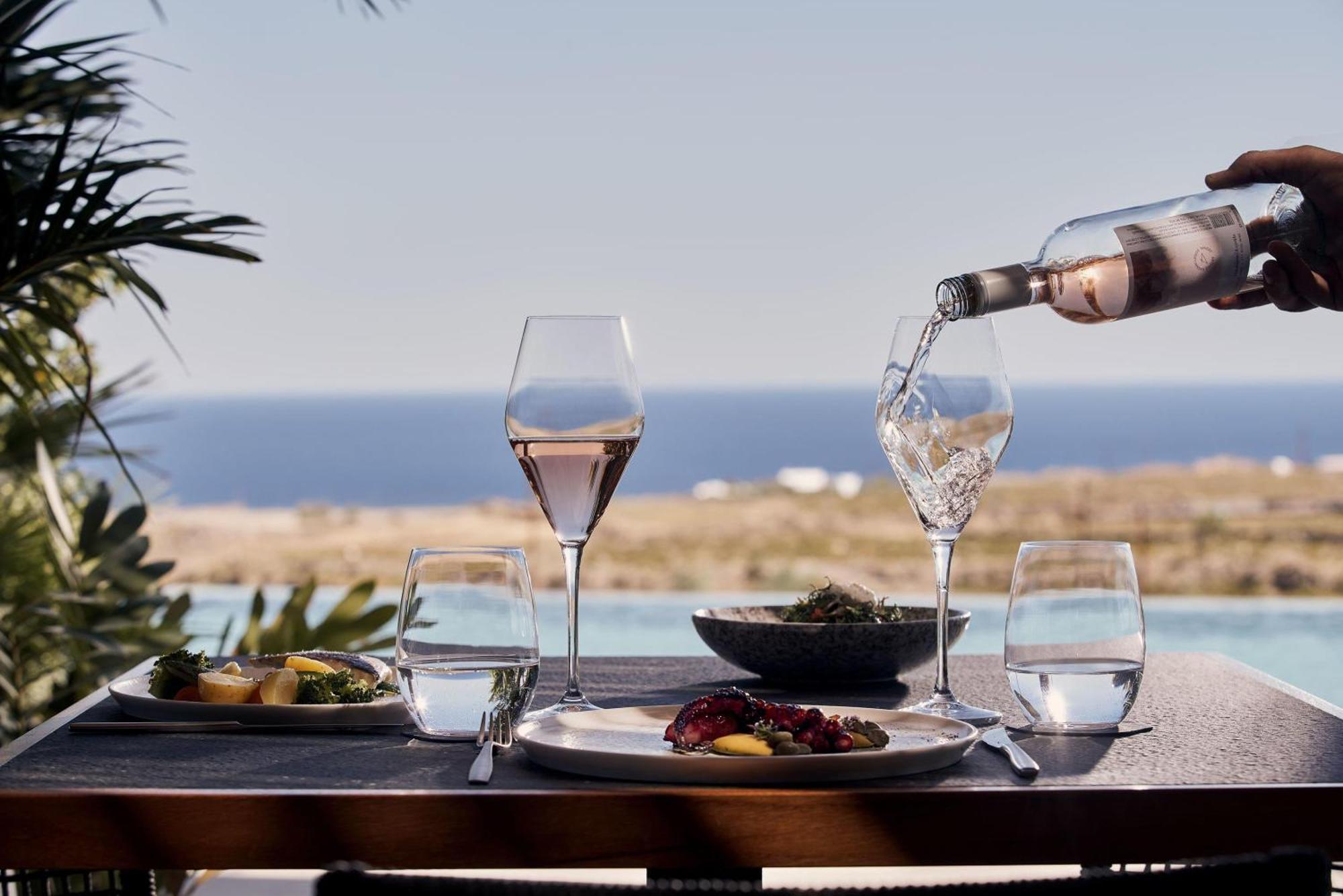 Magma Resort Santorini, In The Unbound Collection By Hyatt Vourvoulos Bagian luar foto